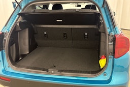 turkoosi Suzuki Vitara 2020 kuva 19.