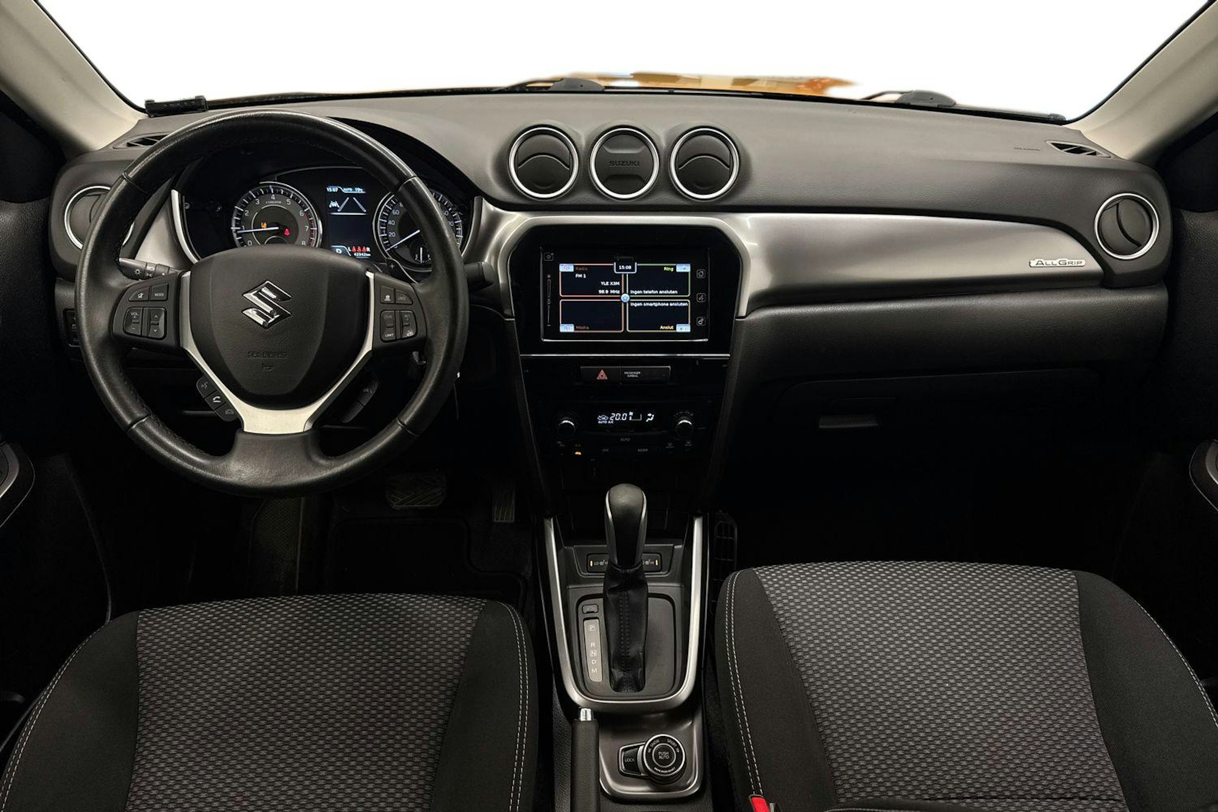 keltainen Suzuki Vitara 2020 kuva 7.