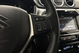 keltainen Suzuki Vitara 2020 kuva 12.