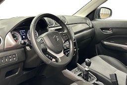 hopea Suzuki Vitara 2021 kuva 7.