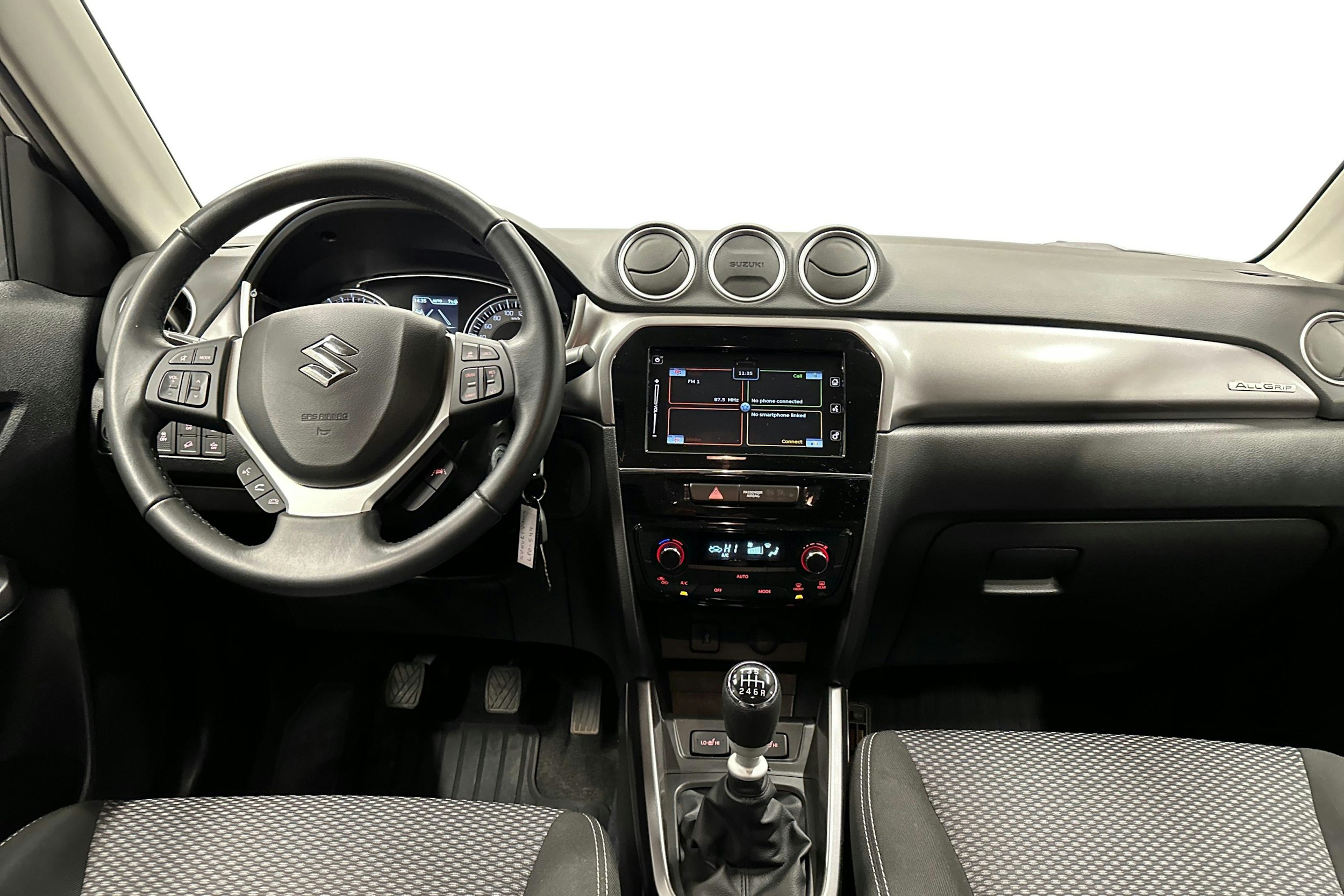 hopea Suzuki Vitara 2021 kuva 9.