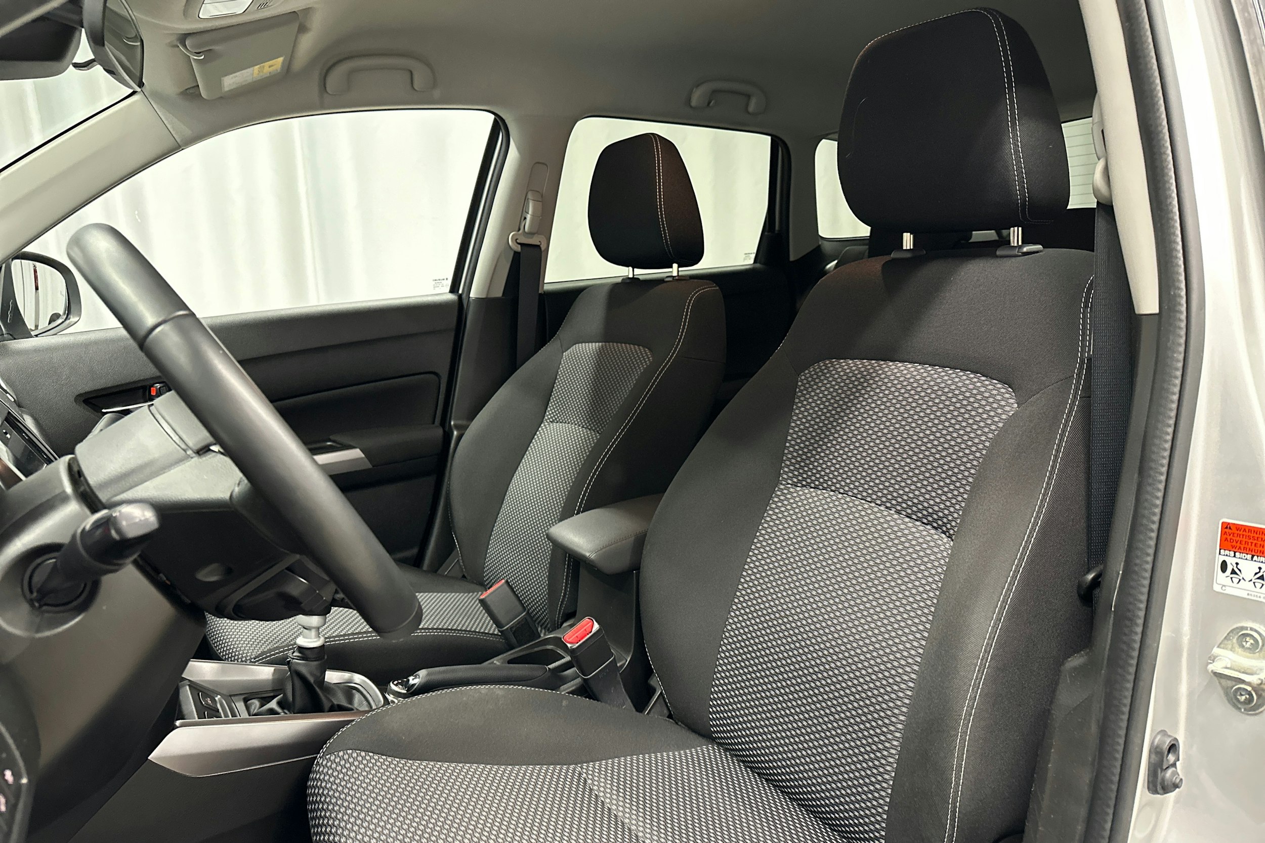 hopea Suzuki Vitara 2021 kuva 23.