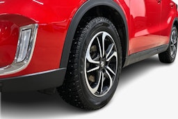 punainen Suzuki Vitara 2021 kuva 11.