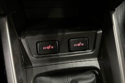 punainen Suzuki Vitara 2021 kuva 21.