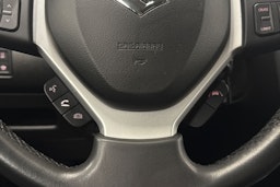 valkoinen Suzuki Vitara 2023 kuva 17.