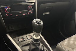 valkoinen Suzuki Vitara 2023 kuva 20.