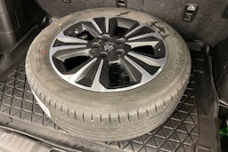 Hopea Suzuki Vitara 2023 kuva 13.