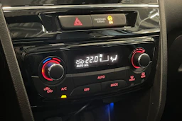 harmaa Suzuki Vitara 2025 kuva 28.