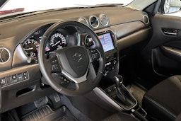 sininen Suzuki Vitara 2025 kuva 7.