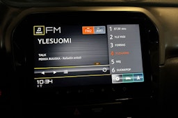 sininen Suzuki Vitara 2025 kuva 14.