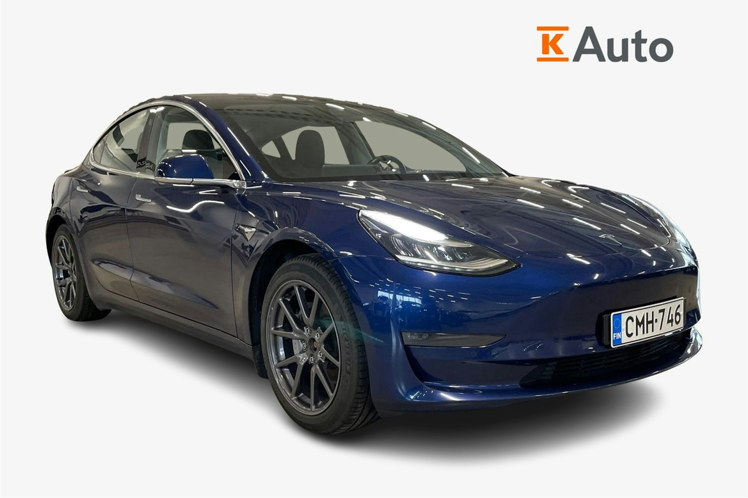 sininen Tesla Model 3 2019 kuva 1.