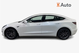 Valkoinen Tesla Model 3 2019 kuva 6.