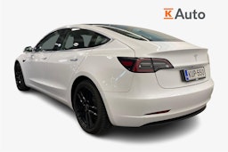 Valkoinen Tesla Model 3 2019 kuva 2.