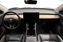 Sininen Tesla Model 3 2019 kuva 7.