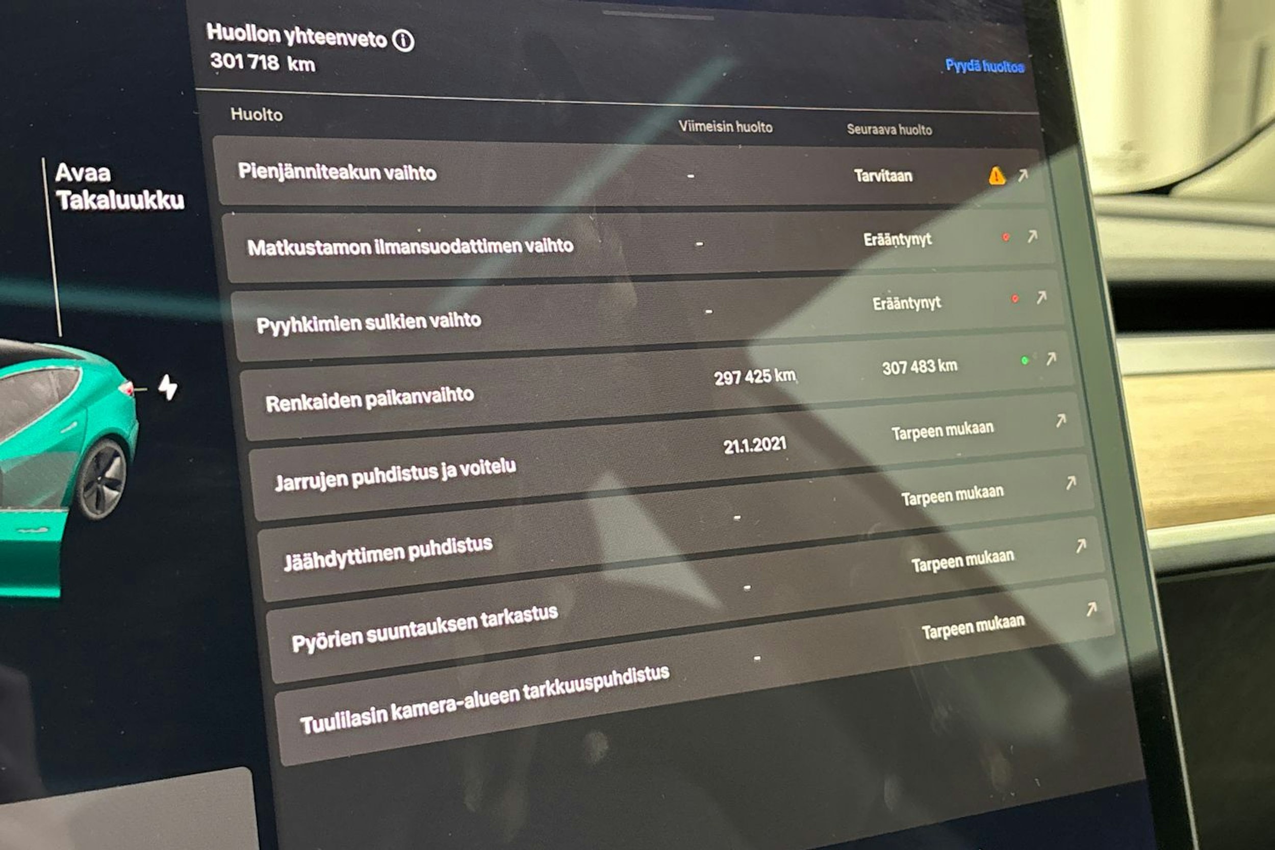 Sininen Tesla Model 3 2019 kuva 16.