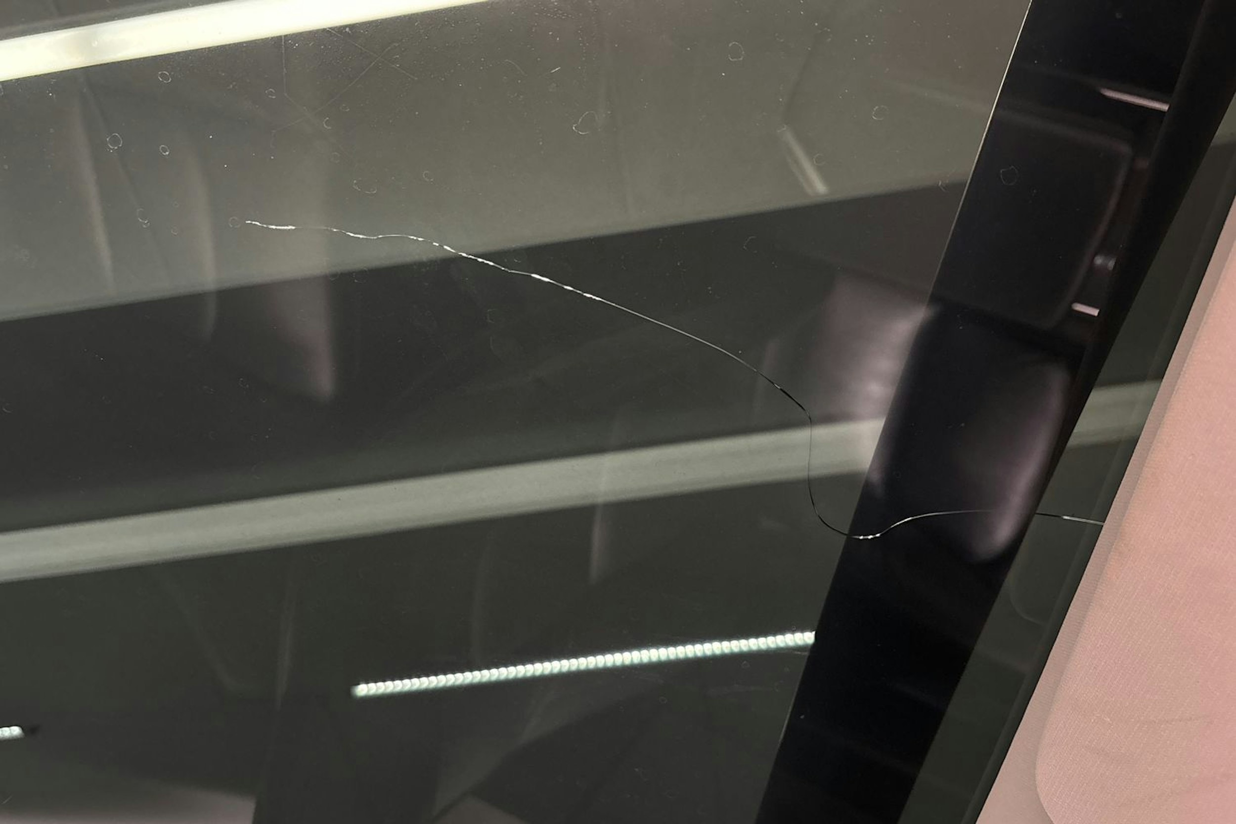 Sininen Tesla Model 3 2019 kuva 30.