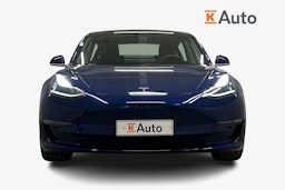 sininen Tesla Model 3 2020 kuva 5.
