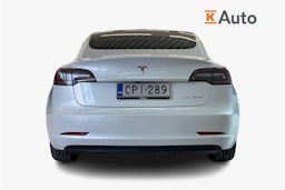 Valkoinen Tesla Model 3 2020 kuva 3.
