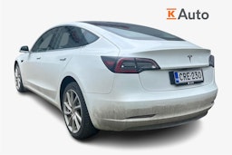 valkoinen Tesla Model 3 2020 kuva 2.
