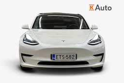 valkoinen Tesla Model 3 2020 kuva 5.