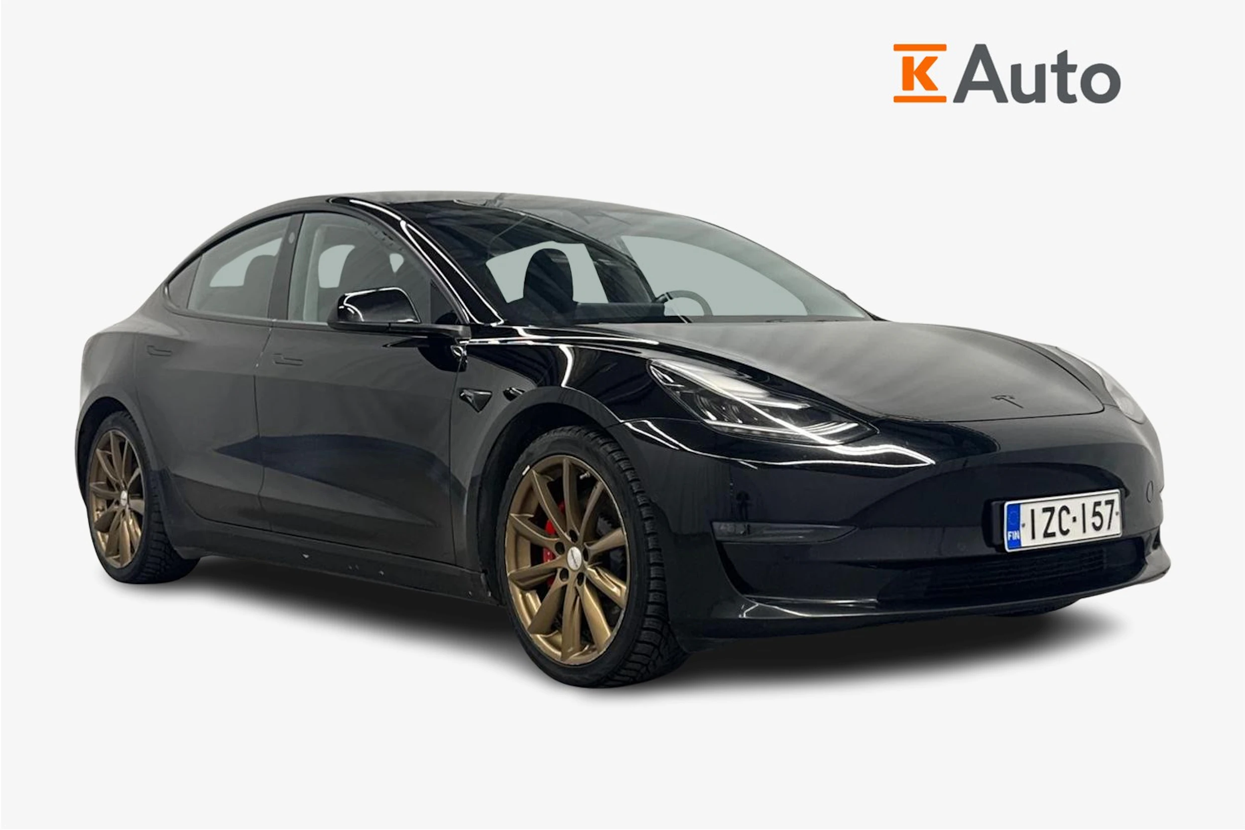 Musta Tesla Model 3 2020 kuva 1.