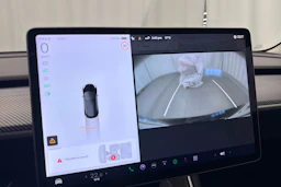 musta Tesla Model 3 2020 kuva 26.