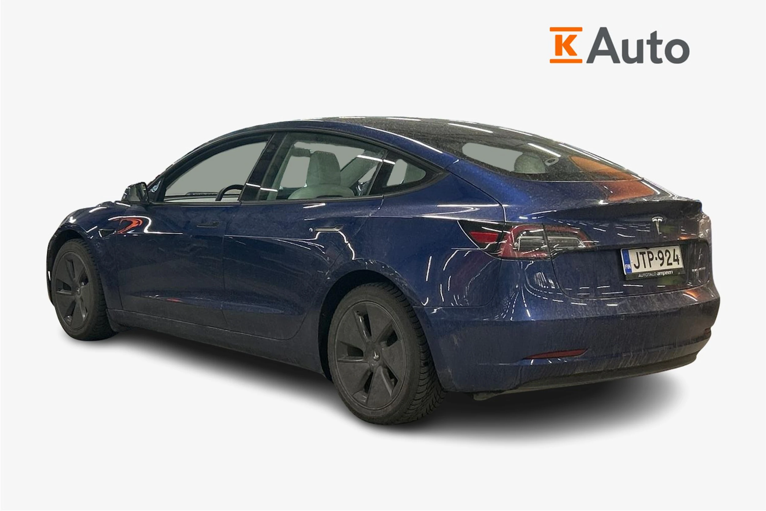 sininen Tesla Model 3 2021 kuva 2.