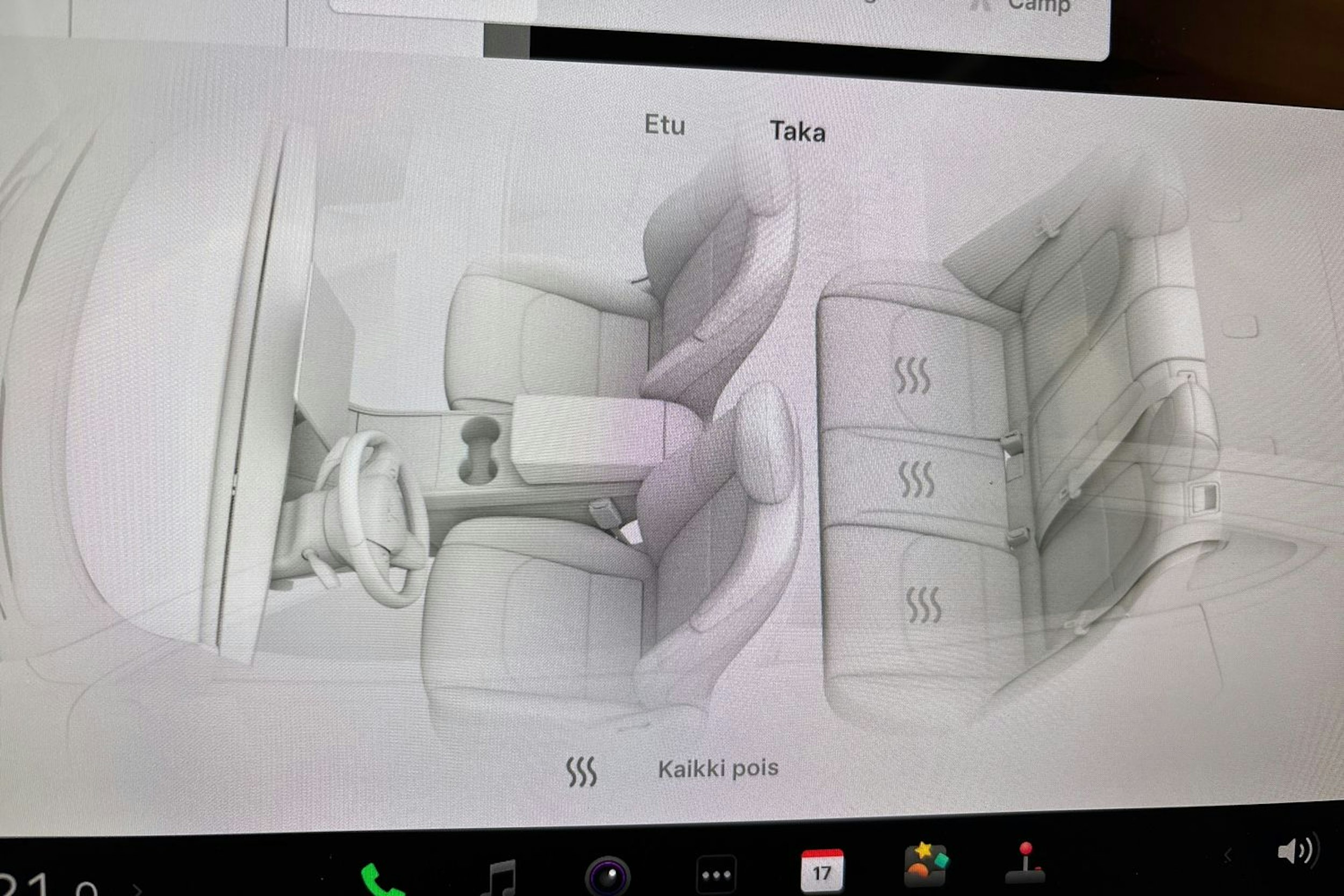 valkoinen Tesla Model 3 2020 kuva 23.
