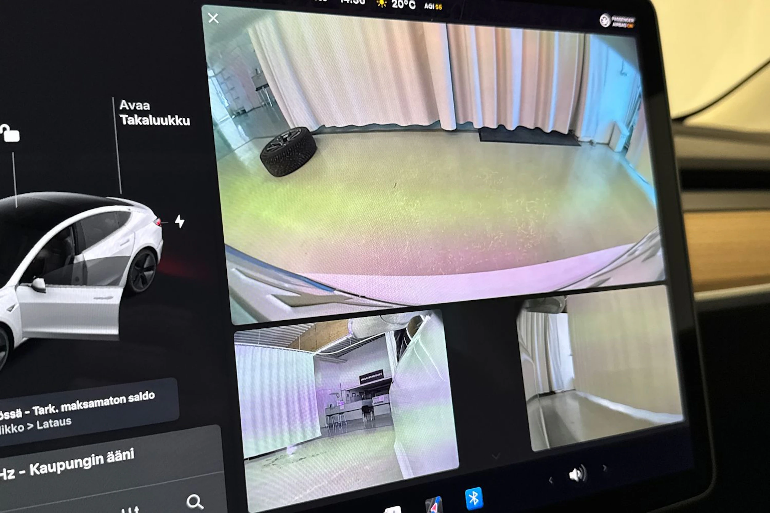 valkoinen Tesla Model 3 2020 kuva 17.