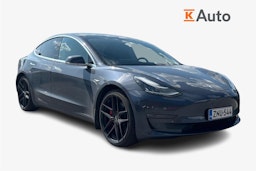 harmaa Tesla Model 3 2020 kuva 1.