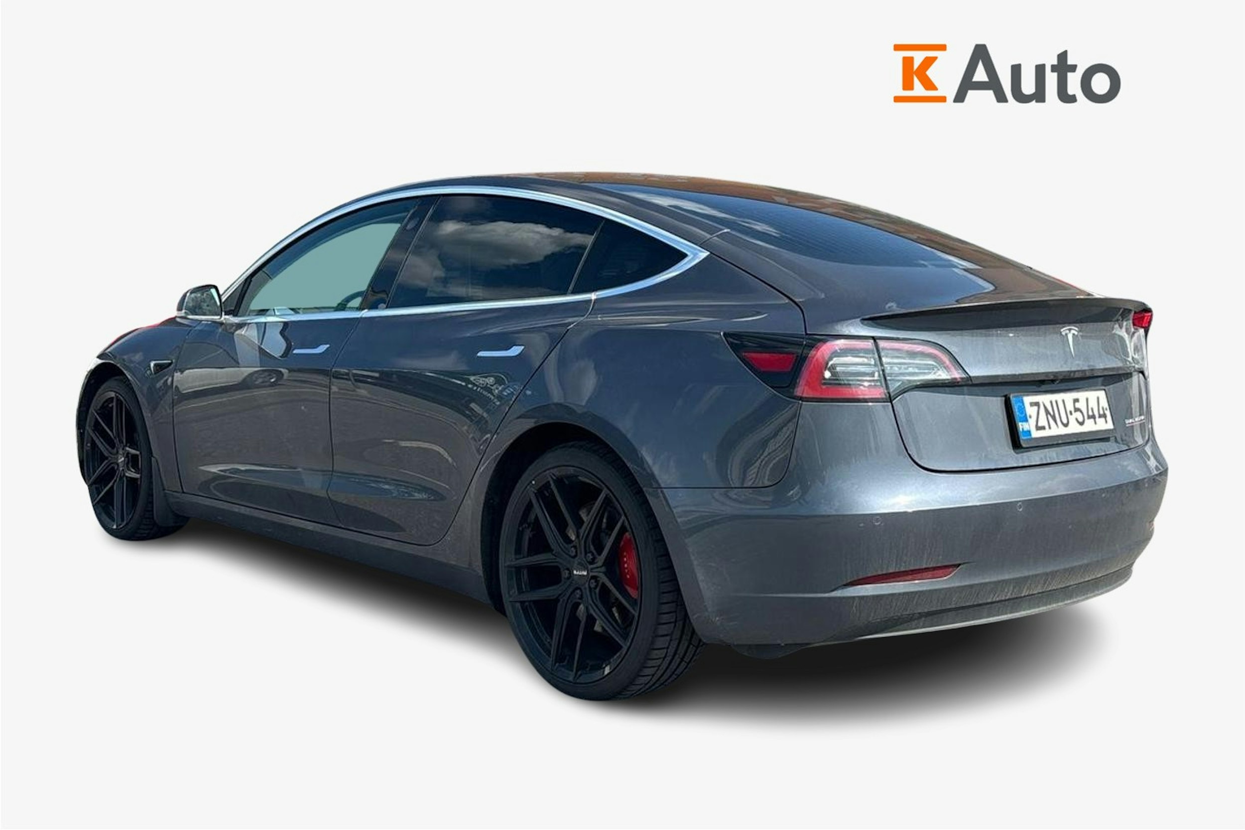 harmaa Tesla Model 3 2020 kuva 2.