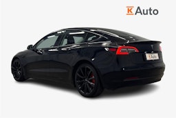 musta Tesla Model 3 2021 kuva 2.
