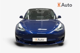sininen Tesla Model 3 2021 kuva 5.