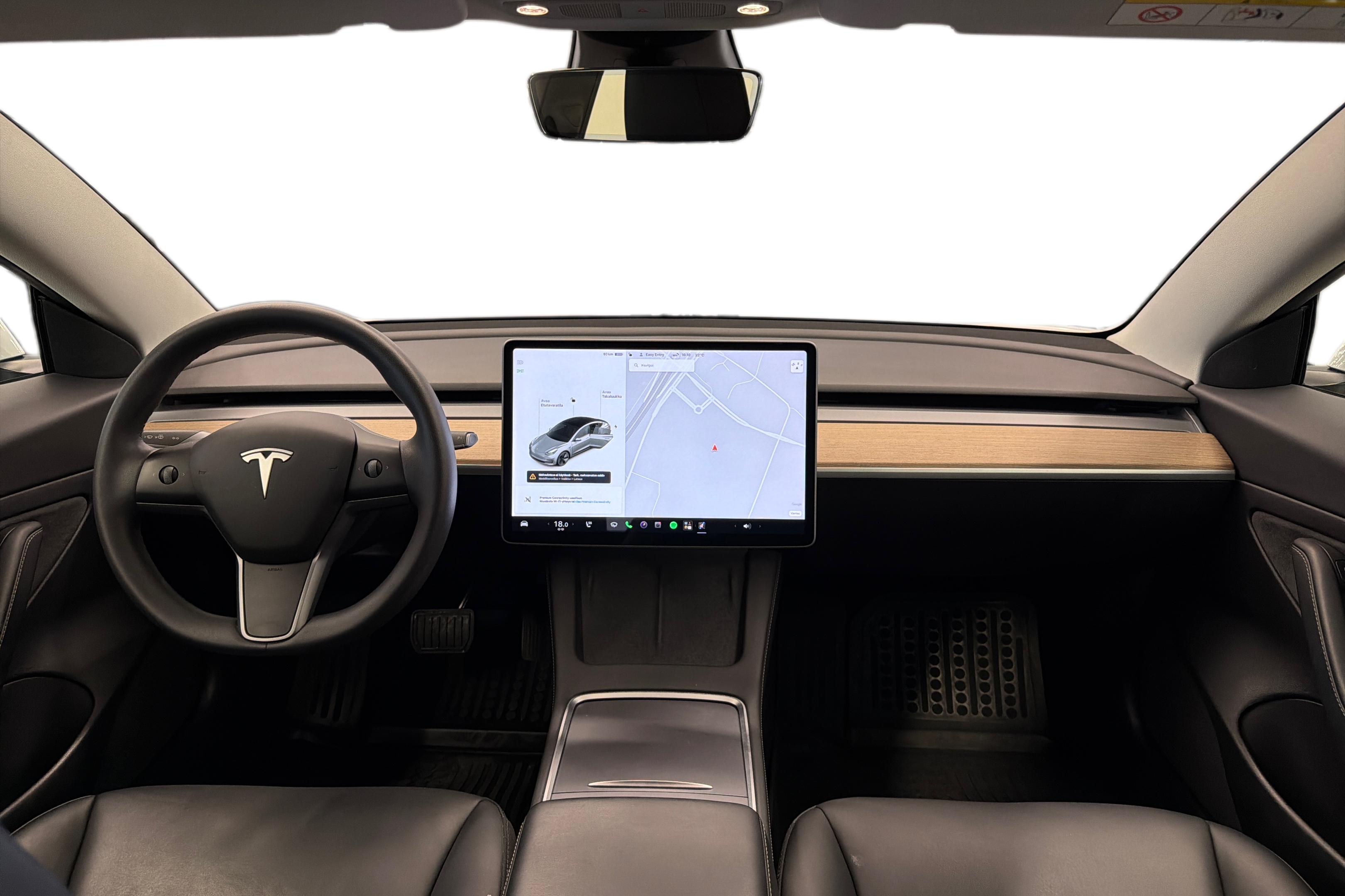 Tesla Model 3 Standard Range Plus 2021, photo 7/26