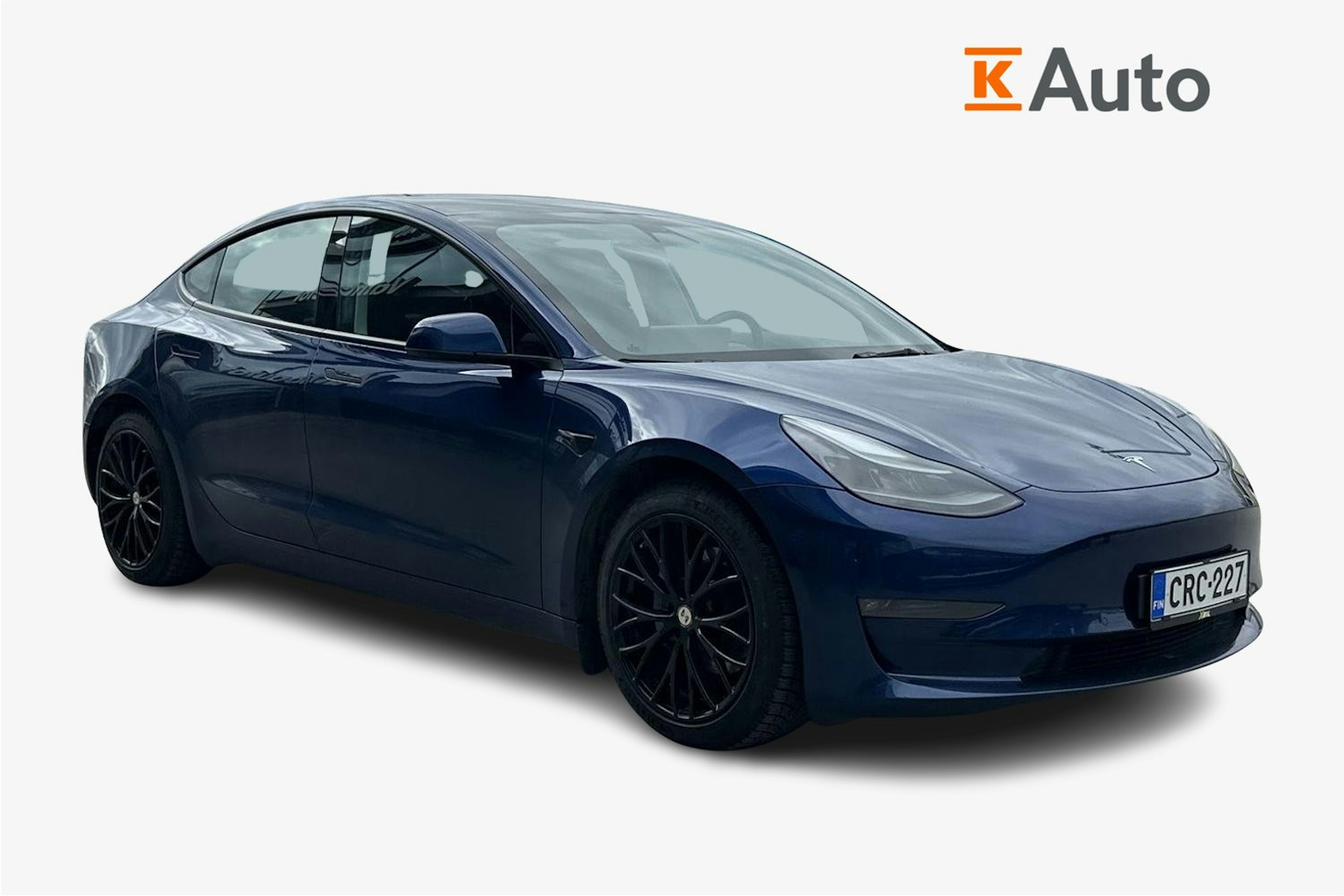 Sininen Tesla Model 3 2021 kuva 1.