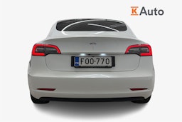 valkoinen Tesla Model 3 2021 kuva 3.