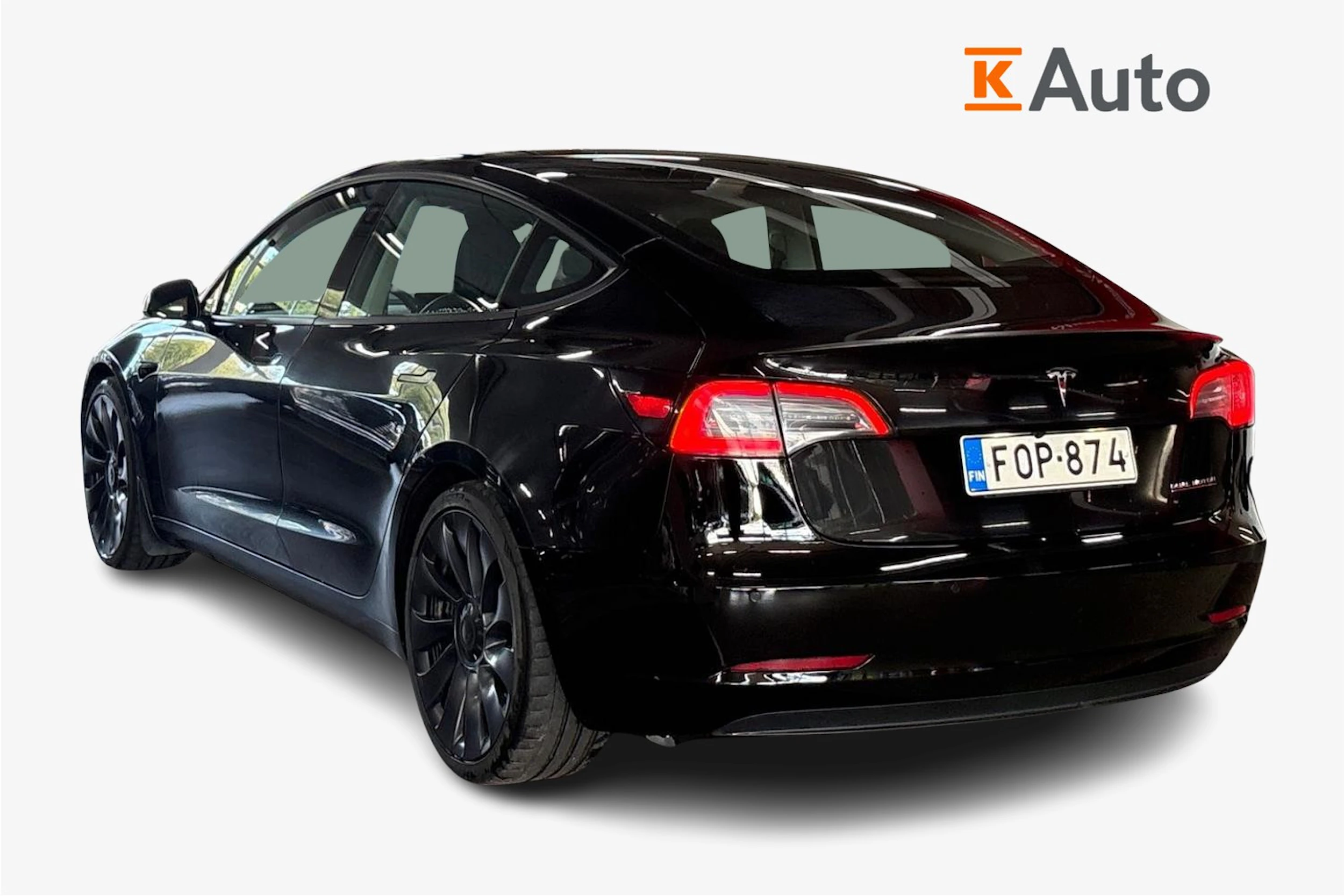 met. musta Tesla Model 3 2021 kuva 2.