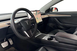 met. musta Tesla Model 3 2021 kuva 3.