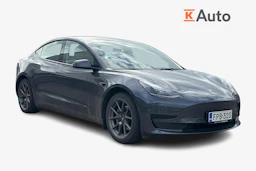 Harmaa Tesla Model 3 2021 kuva 1.