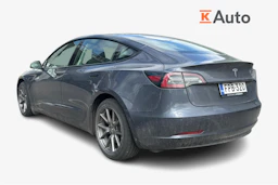 Harmaa Tesla Model 3 2021 kuva 2.