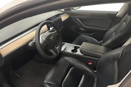 Tesla Model 3 2021 kuva 9.