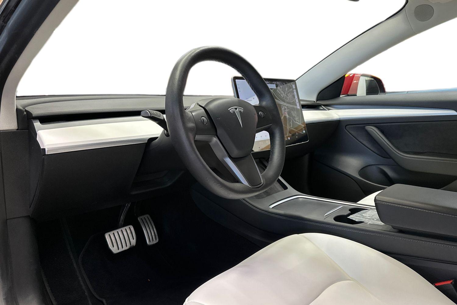 Tesla Model 3 Performance 2021, kuva 6/25