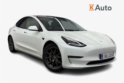 valkoinen Tesla Model 3 2021 kuva 1.