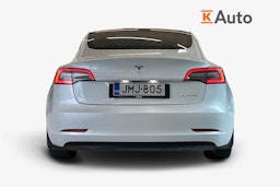 valkoinen Tesla Model 3 2021 kuva 3.