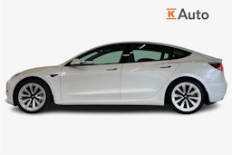 valkoinen Tesla Model 3 2021 kuva 6.
