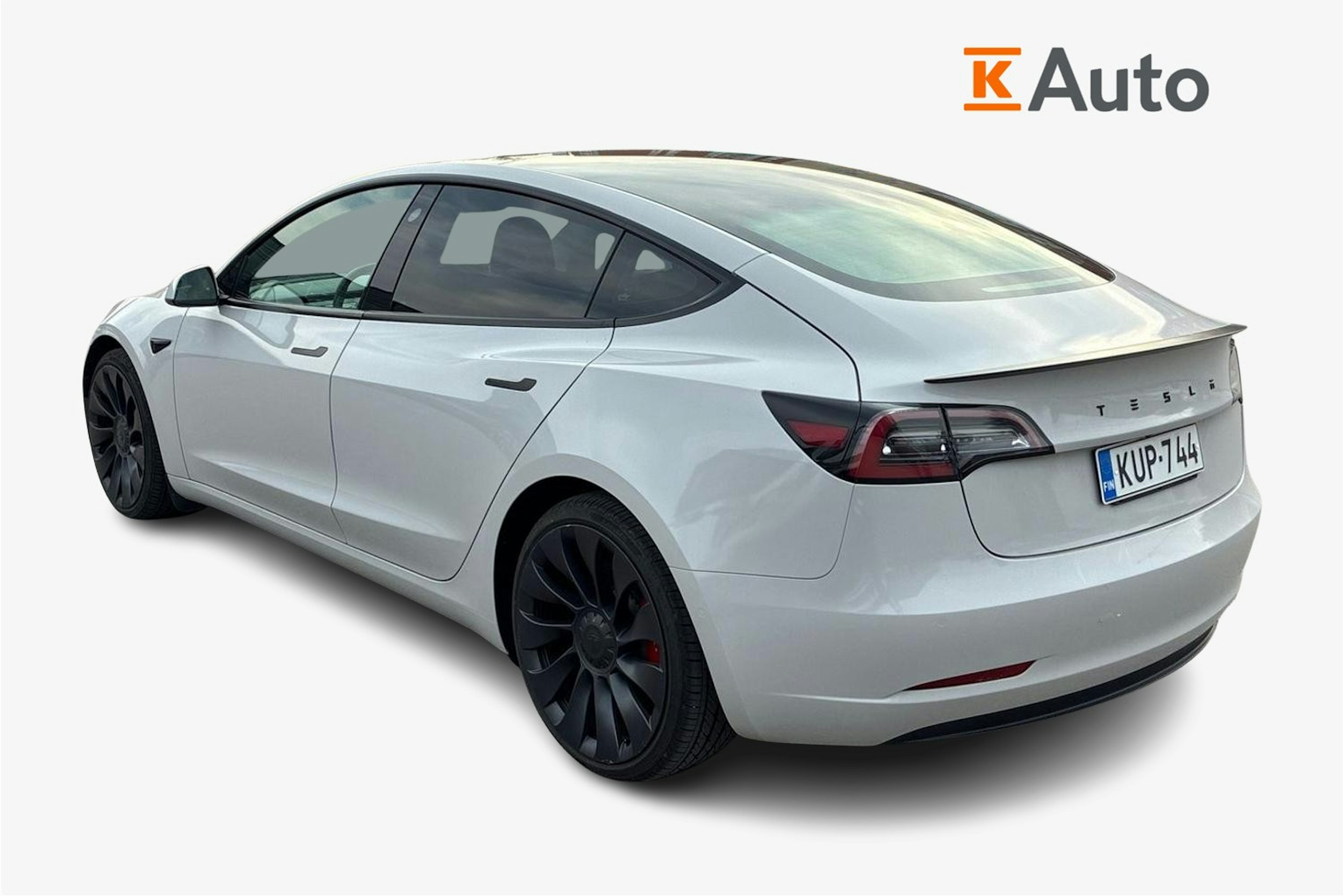 harmaa Tesla Model 3 2021 kuva 2.