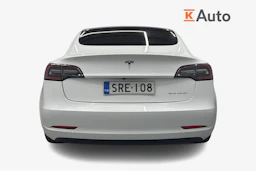 valkoinen Tesla Model 3 2021 kuva 4.