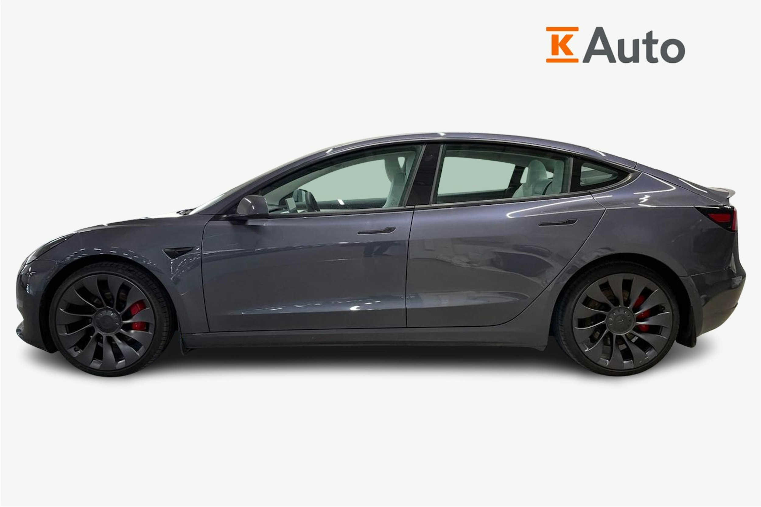 harmaa Tesla Model 3 2022 kuva 6.