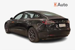 musta Tesla Model 3 2022 kuva 2.
