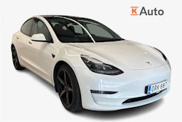 valkoinen Tesla Model 3 2022 kuva 1.